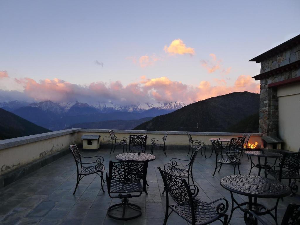 Songtsam Meili Lodge Deqen Bagian luar foto